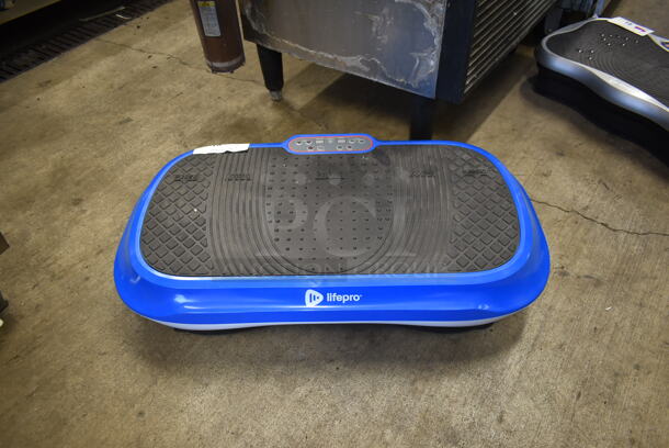 LifePro Wvr 1010 Metal 3D Vibration Plate. 110 Volts, 1 Phase.
