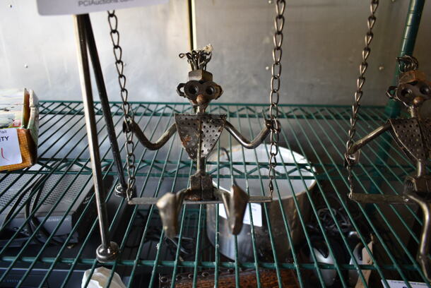 Metal Countertop Decoration of Swinging Monkeys. - Image 3 of 4