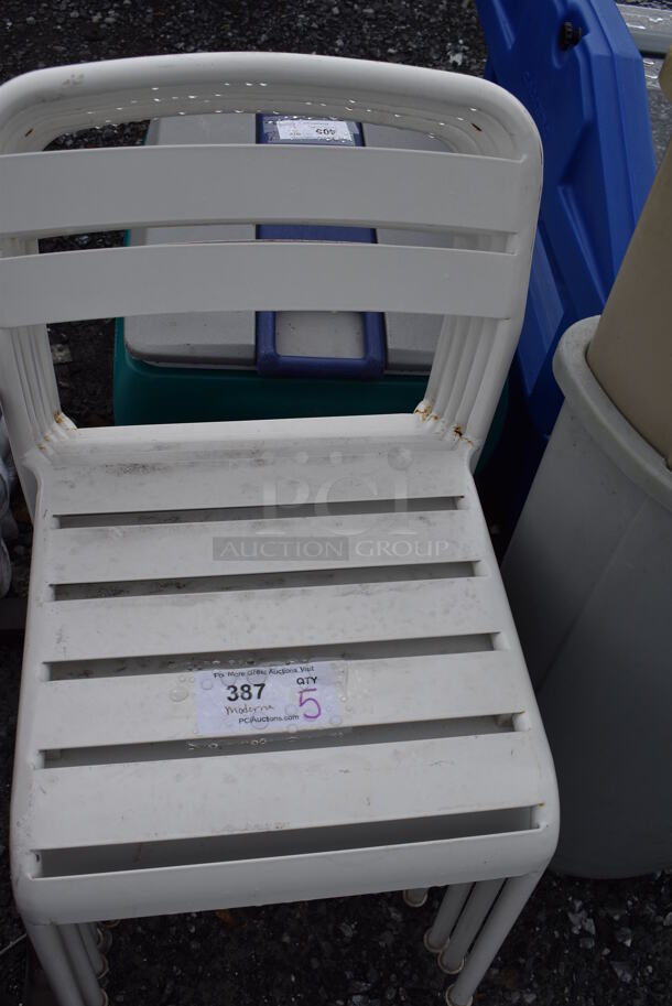 5 White Metal Patio Chairs. 17x19x31. 5 Times Your Bid! - Image 4 of 4