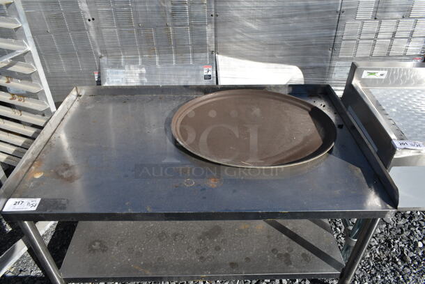 Stainless Steel Commercial Equipment Stand w/ Under Shelf. - Image 2 of 3
