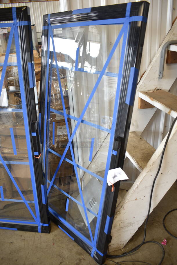 2 BRAND NEW SCRATCH AND DENT! Items; Avantco 17810094 Black Left-Hinged Glass Door for GDC-23-HC, Avantco 17811467 Black Left-Hinged Glass Door for GDC-15-HC. 2 Times Your Bid! - Image 4 of 5