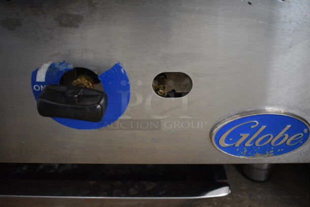 Globe Stainless Steel Commercial Countertop Gas Powered Charbroiler Grill. 36x27x15.5 - Image 4 of 4