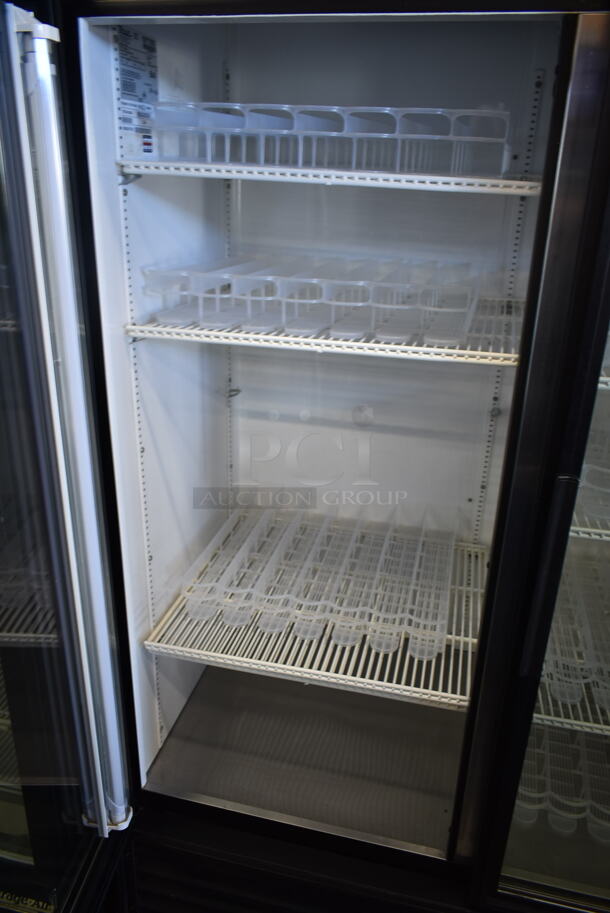 True GDM-49 Metal Commercial 2 Door Reach In Cooler Merchandiser w/ Poly Coated Racks. 115 Volts, 1 Phase. Tested and Working! - Image 5 of 8