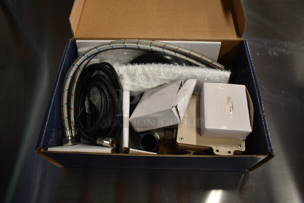 BRAND NEW SCRATCH AND DENT! Waterloo 750EFWMSHS Electronic Hands Free Sensor Faucet. Stock Picture Used as Gallery. - Image 3 of 9