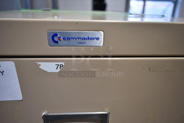 Commodore Metal 4 Drawer Filing Cabinet.  - Image 6 of 7