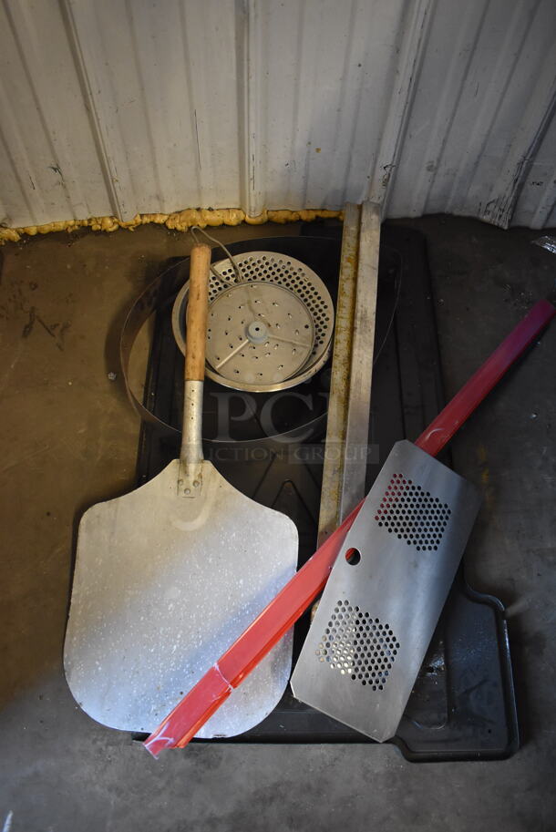 ALL ONE MONEY! Lot of Various Items Including Metal Pizza Peel - Image 1 of 4