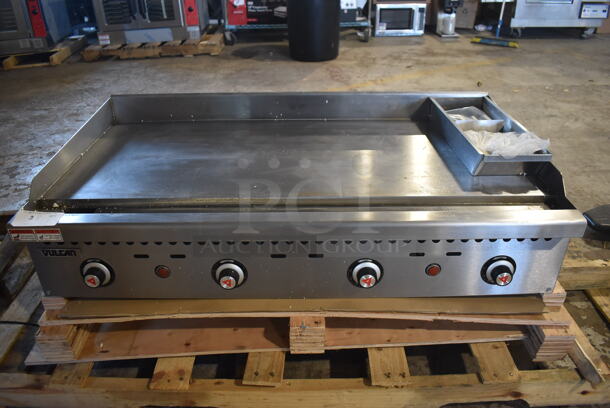 LIKE NEW! 2016 Vulcan VCRG48-T1 Stainless Steel Commercial Countertop Natural Gas Powered Flat Top Griddle w/ Thermostatic Controls. Used a Few Times at Trade Show as a Demonstration. 100,000 BTU. 48x30x13. Tested and Working!