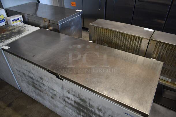Ojeda NCF-68 Metal Chest Freezer w/ Hinge Lid. 120 Volts, 1 Phase. Tested and Working! - Image 2 of 5