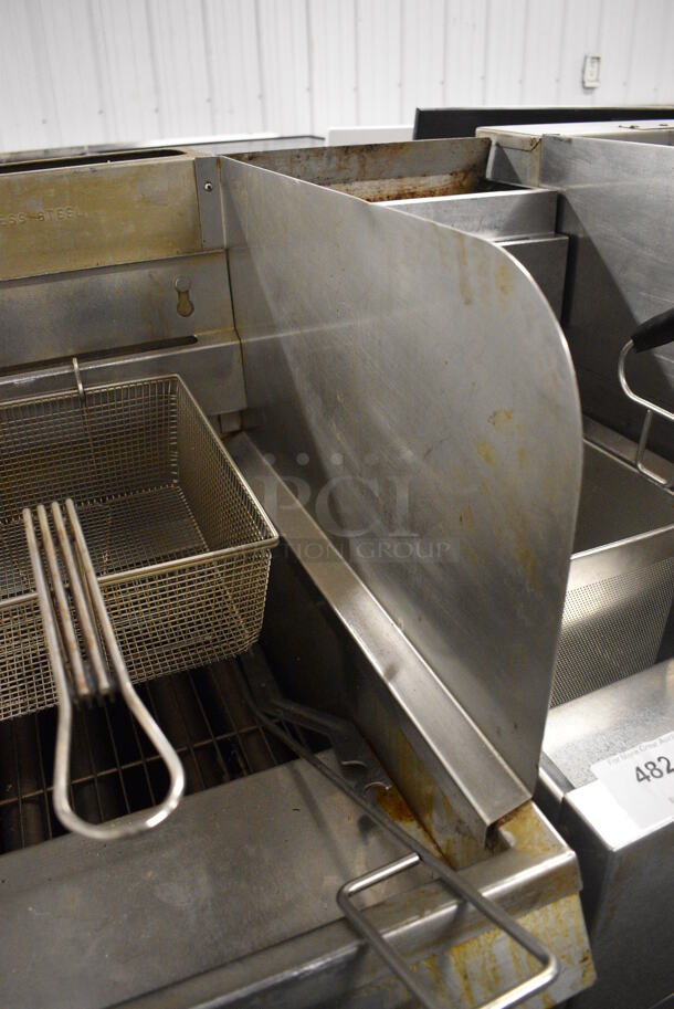 Pitco Frialator Model 14RS Stainless Steel Commercial Floor Style Natural Gas Powered Deep Fat Fryer w/ Right Side Splash Guard and Basket on Commercial Casters. 16x31.5x47 - Image 2 of 7