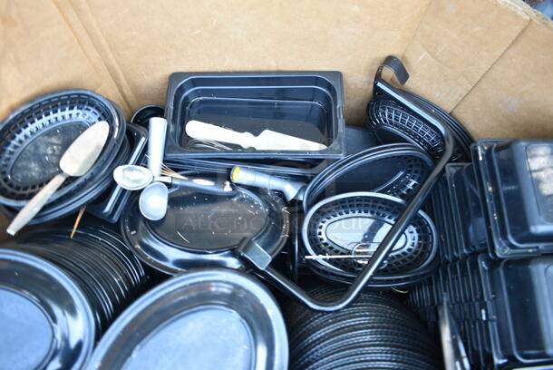 ALL ONE MONEY! PALLET LOT of Various Items Including Trays, Plates and Drop In Bins.  - Image 3 of 5