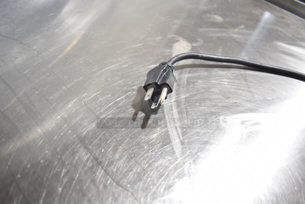 Glastender BB84-L1-BS(LRR) Metal Commercial 3 Door Direct Draw Kegerator w/ 3 Couplers. 115 Volts, 1 Phase. Tested and Working! - Image 9 of 9