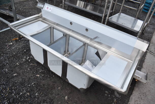 BRAND NEW SCRATCH AND DENT! Steelton 522CS31014LR Stainless Steel Commercial 18-Gauge Three Bay Sink w/ Dual Drain Boards. No Legs. 54x19x23. Bays 10x14x12. Drain Boards 10x16x1 - Image 2 of 5