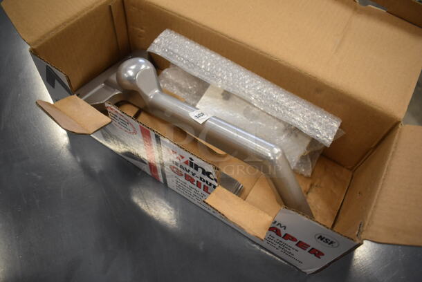 BRAND NEW IN BOX! Winco Metal Grill Scraper. 14x6x4.5 - Image 3 of 5