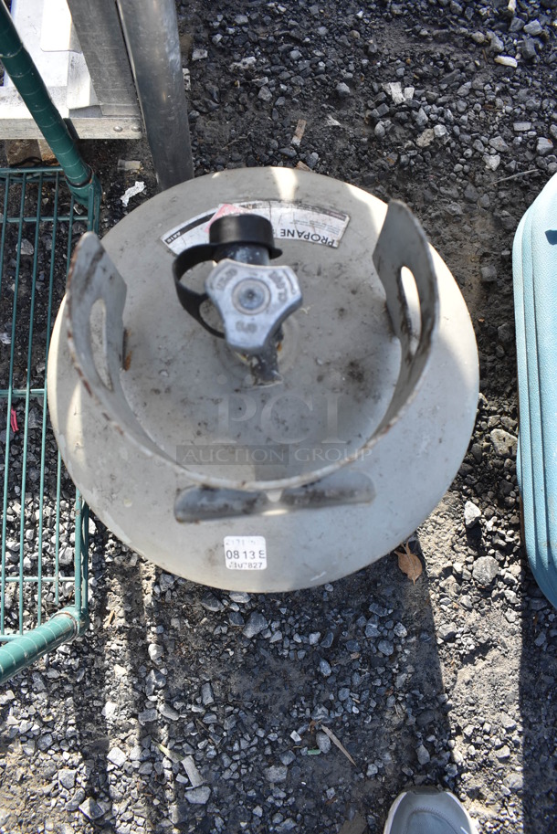 Metal Tank. Buyer Must Pick Up - We Will Not Ship This Item.  12x12x19 - Image 4 of 5