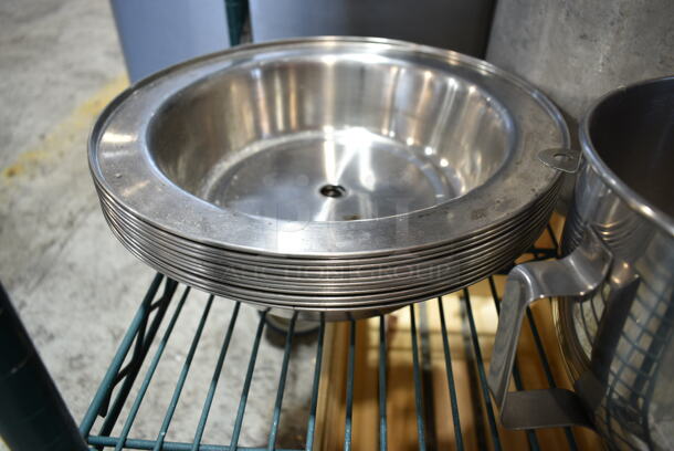 ALL ONE MONEY! Lot of Various Metal Items Including Mixing Bowl, Dome Covers and Stock Pot - Image 4 of 6