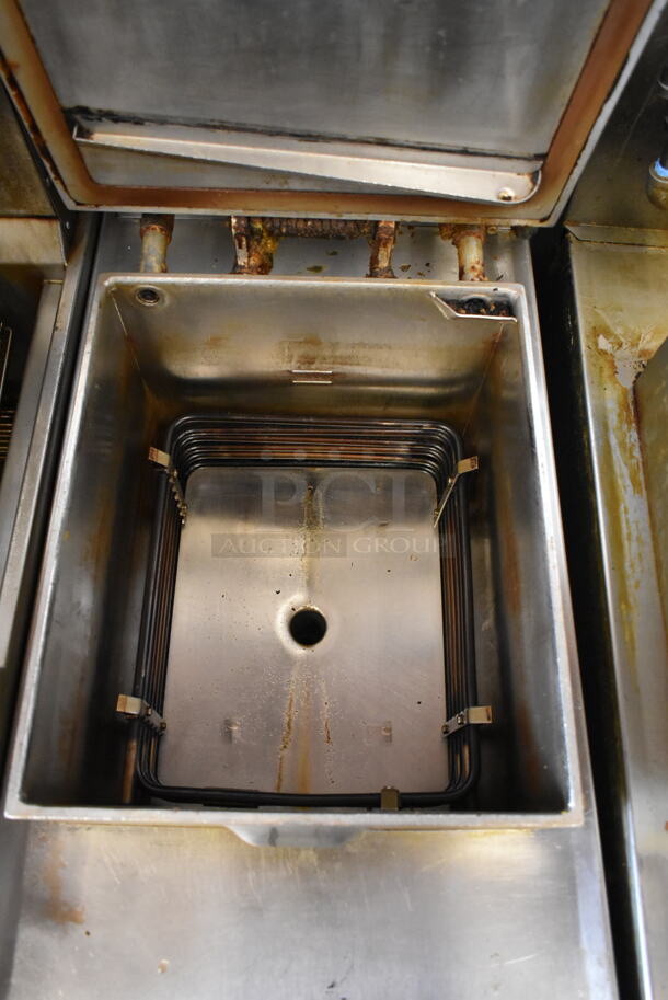 Henny Penny 500 Stainless Steel Commercial Floor Style Electric Powered Pressure Fryer w/ Metal Fry Basket on Commercial Casters. 208 Volts, 3 Phase.  - Image 4 of 7