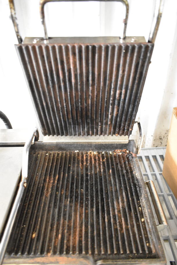 Waring Panini Ottimo Stainless Steel Commercial Countertop Double Panini Press. Cannot Test Due To Plug Style - Image 4 of 7