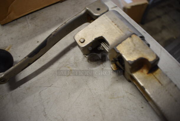 Metal Commercial Can Opener. 9x4x19 - Image 3 of 3