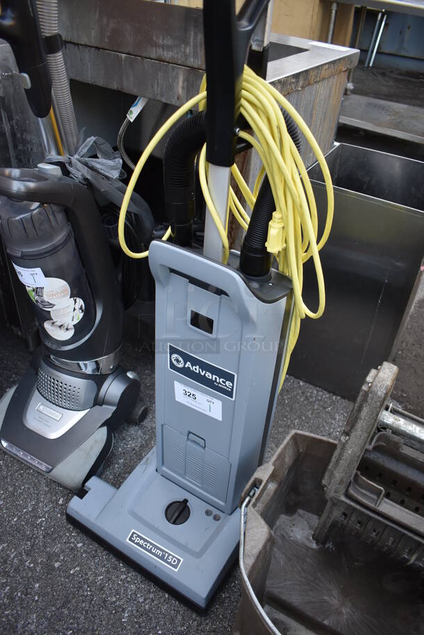 Advance Nilfisk Spectrum 15D Vacuum Cleaner. 15x13x45 - Image 3 of 5