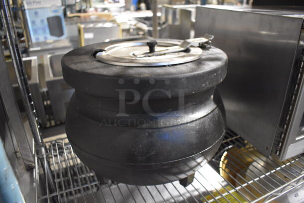 Vollrath 1776 Metal Commercial Countertop Soup Kettle Food Warmer. 120 Volts, 1 Phase. 15x15x13. Tested and Working! - Image 5 of 5