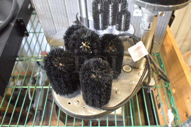 IN ORIGINAL BOX! Bar Maid A-200 Metal Commercial Glass Washer. 8x14x18. Tested and Working! - Image 5 of 6