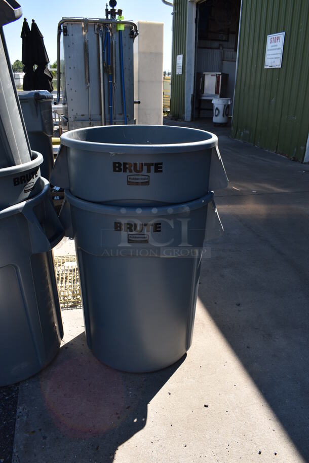 6 Various BRAND NEW Rubbermaid Brute Gray Poly Trash Cans. Includes 26x24x32. 6 Times Your Bid! - Image 2 of 5
