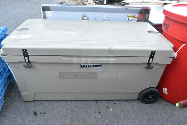 BRAND NEW SCRATCH AND DENT! CaterGator CG170TANW Tan 170 Qt. Mobile Rotomolded Extreme Outdoor Cooler / Ice Chest - Image 3 of 7