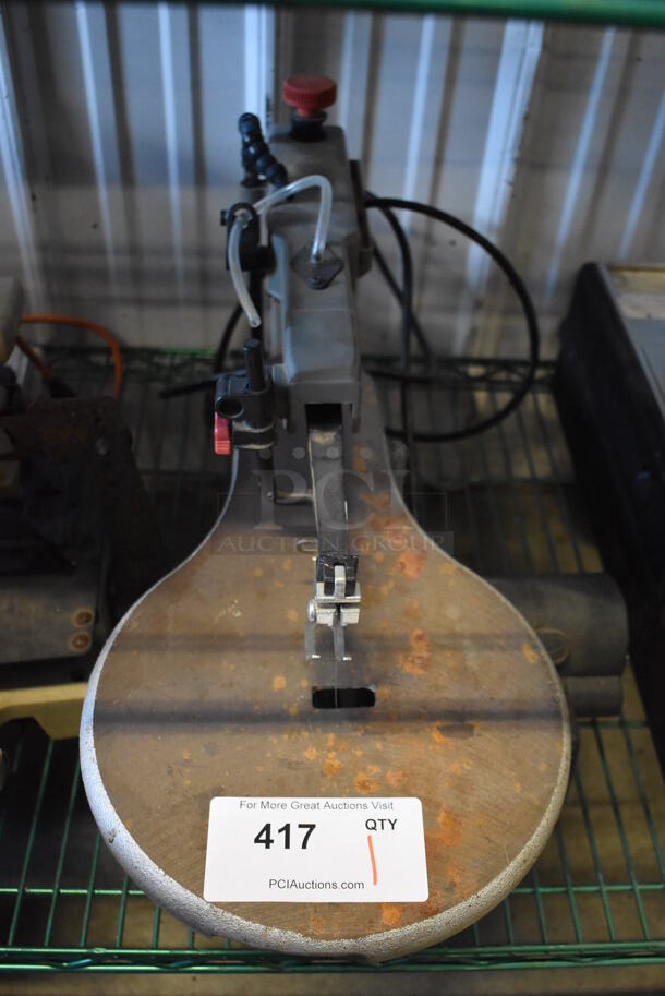 Craftsman 137.216020 Metal Countertop 16" Variable Speed Scroll Saw. 120 Volts, 1 Phase. 12x24x13.5 - Image 5 of 5