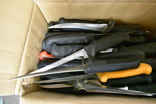 75 SHARPENED Stainless Steel Knives Including Boning Knives. 75 Times Your Bid!  - Image 3 of 4