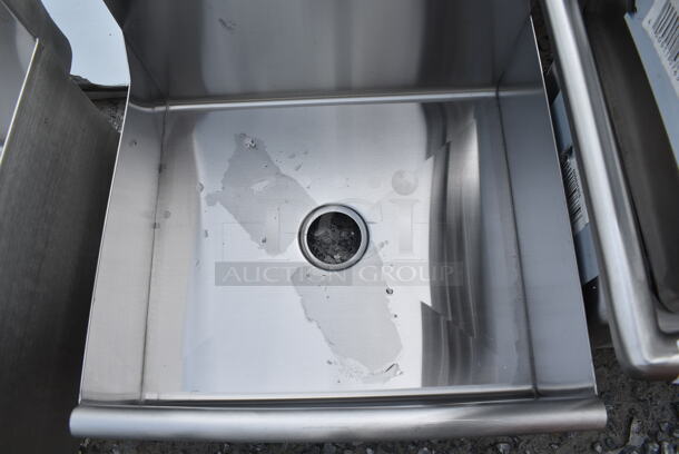 BRAND NEW SCRATCH AND DENT! Stainless Steel One Compartment Commercial Sink. No Legs.  - Image 3 of 3