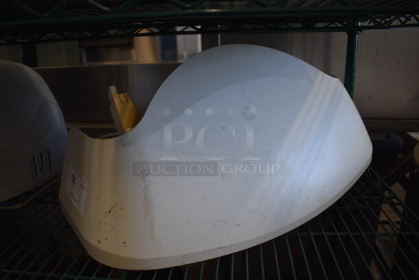 Ecolab White Poly Wall Mount Bug Zapper. 25x12x11. Tested and Does Not Power On - Image 1 of 3