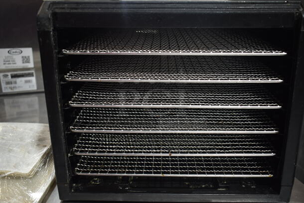 Magic Mill MFD-6100 Metal Countertop Food Dehydrator. 120 Volts, 1 Phase. Tested and Working! - Image 4 of 6