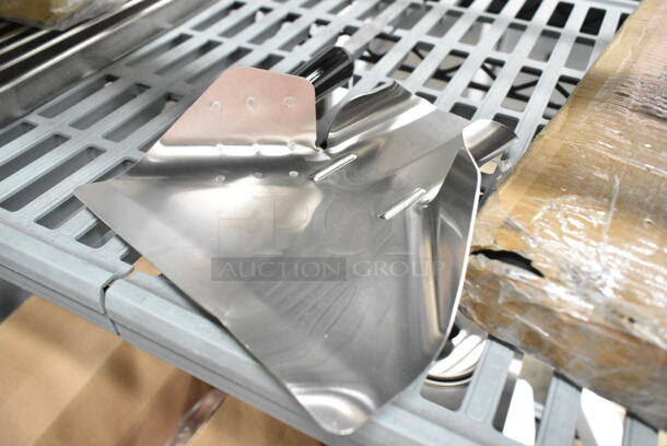 5 BRAND NEW SCRATCH AND DENT! Items Including Vollrath 353603-1 Tribute Fry Pan, Regency 600LEGALV451 Leg Set, Fry Scoop. 5 Times Your Bid!  - Image 9 of 10