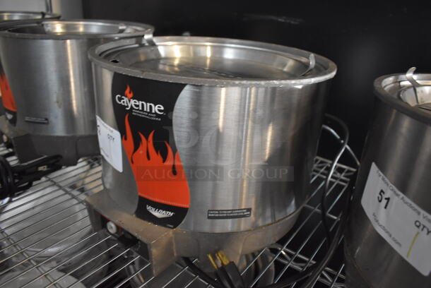 Vollrath Cayenne HS-11 Stainless Steel Commercial Countertop Soup Kettle Food Warmer w/ Lid. Does Not Have Drop In. 120 Volts, 1 Phase. Tested and Working! - Image 2 of 6