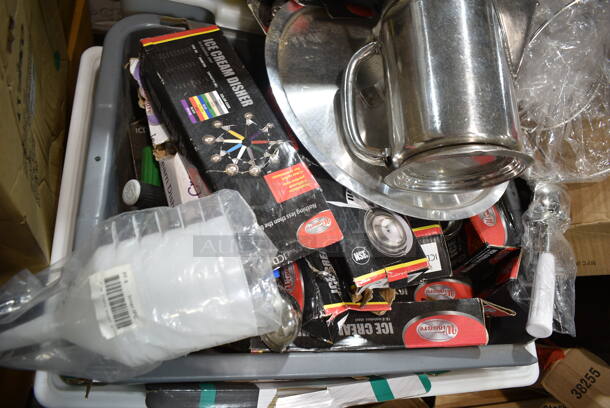 PALLET LOT of 18 BRAND NEW! Boxes Including Dishers, Winco High Chair, Aprons, Poly Condiment Bottles, Stainless Steel Drop In Bins, SCAL-9100 9" Dial Scale, AXSI-12, Winco Aluminum Steam Basket, Winco IB-55-LE Lid. 18 Times Your Bid! - Image 5 of 12