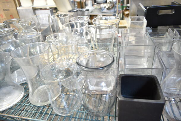 ALL ONE MONEY! Tier Lot of Various Items Including Vases - Image 3 of 5