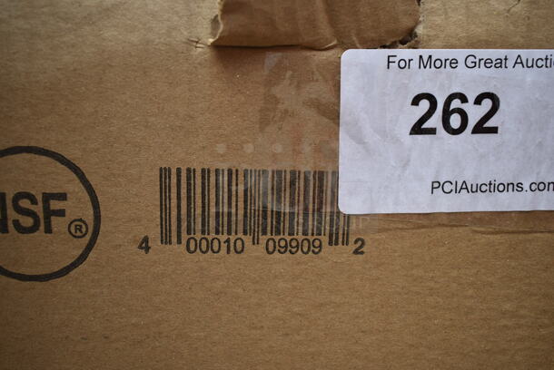 Box of 4 BRAND NEW SCRATCH AND DENT! Regency 460EG2436 24" x 36" NSF Green Epoxy Wire Shelf - Image 3 of 3