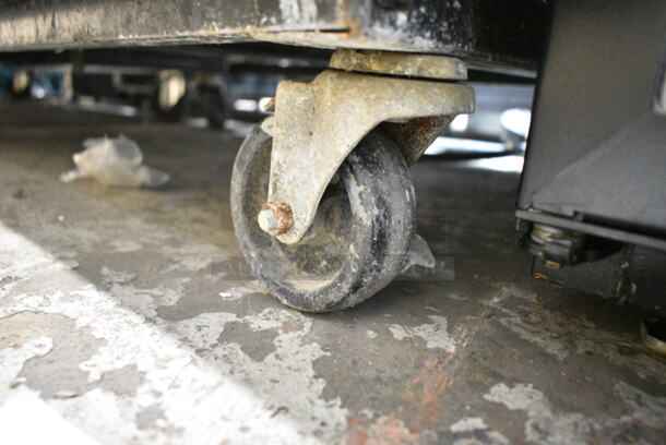 True T-35F Stainless Steel Commercial 2 Door Reach In Freezer on Commercial Casters. 115 Volts, 1 Phase. Tested and Powers On But Does Not Get Cold - Image 3 of 7