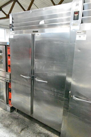 Traulsen RLT232NUT-FHS Stainless Steel Commercial 2 Door Reach In Freezer. 115 Volts, 1 Phase. Tested and Working!