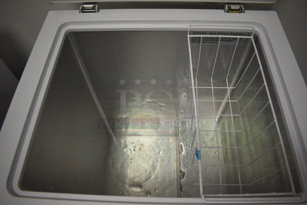 Magic Chef HMCF5W3 Free Standing Freezer. Tested and Working (Main Building) - Image 6 of 11