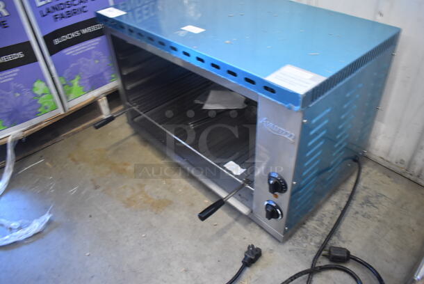 BRAND NEW SCRATCH AND DENT! Avantco 177CHSME32M 32" Electric Countertop Cheese Melter - 208/240V, 2700/3600W. Tested and Working! - Image 3 of 6