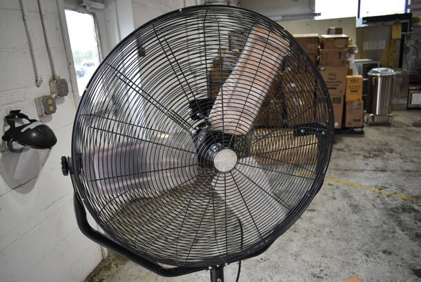 SFSC1-750S Black Metal Floor Style Fan. 120 Volts, 1 Phase. Tested and Working! - Image 2 of 4