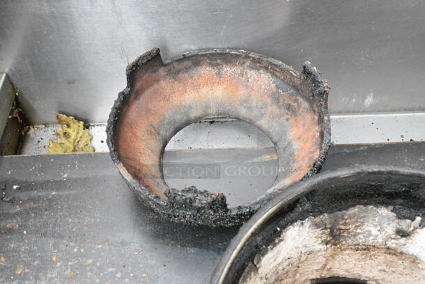 Stainless Steel Commercial Gas Powered Single Burner Wok Range.  - Image 4 of 8
