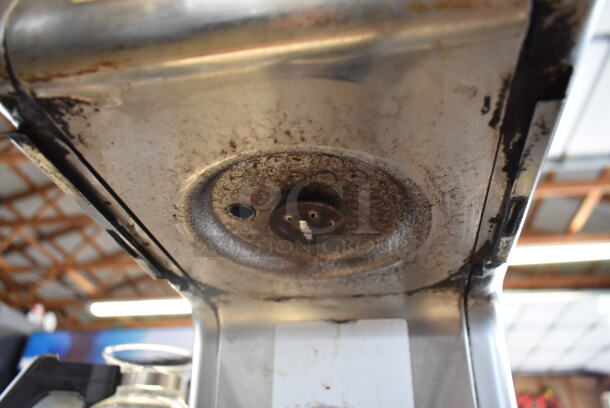 Bunn Stainless Steel Commercial Countertop 5 Burner Coffee Machine w/ Metal Brew Basket and 3 Coffee Pots. - Image 7 of 7