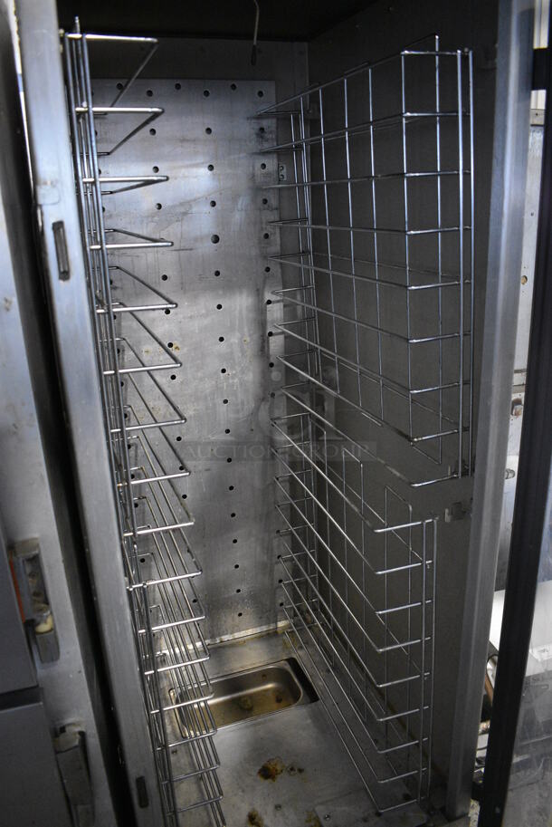 Metro HM1500 Metal Commercial Warming Holding Cabinet on Commercial Casters. See Pictures for Damage to Door. 24.5x31x74. Tested and Working! - Image 4 of 6