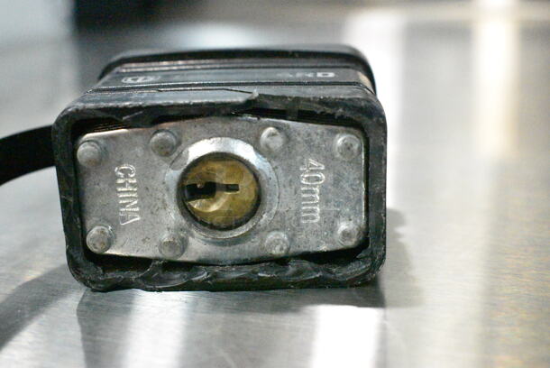 5 Padlocks w/ Key. 5 Times Your Bid!  - Image 6 of 9