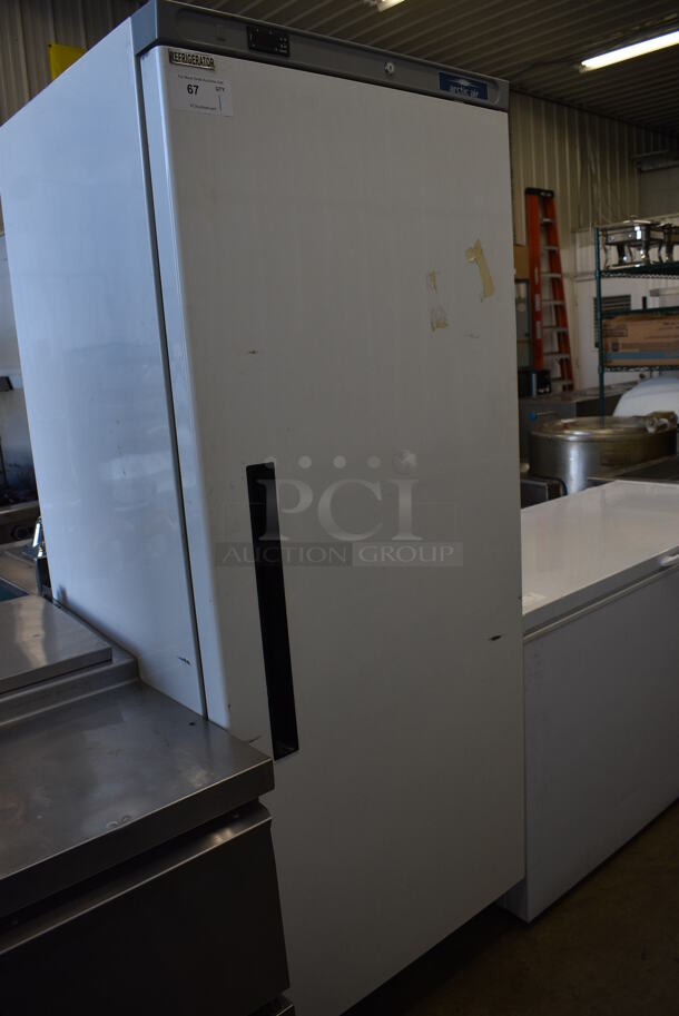 Arctic Air AWR25 Metal Commercial Single Door Reach In Cooler on Commercial Casters. 115 Volts, 1 Phase. 31x29x77. Tested and Powers On But Does Not Get Cold - Image 3 of 7