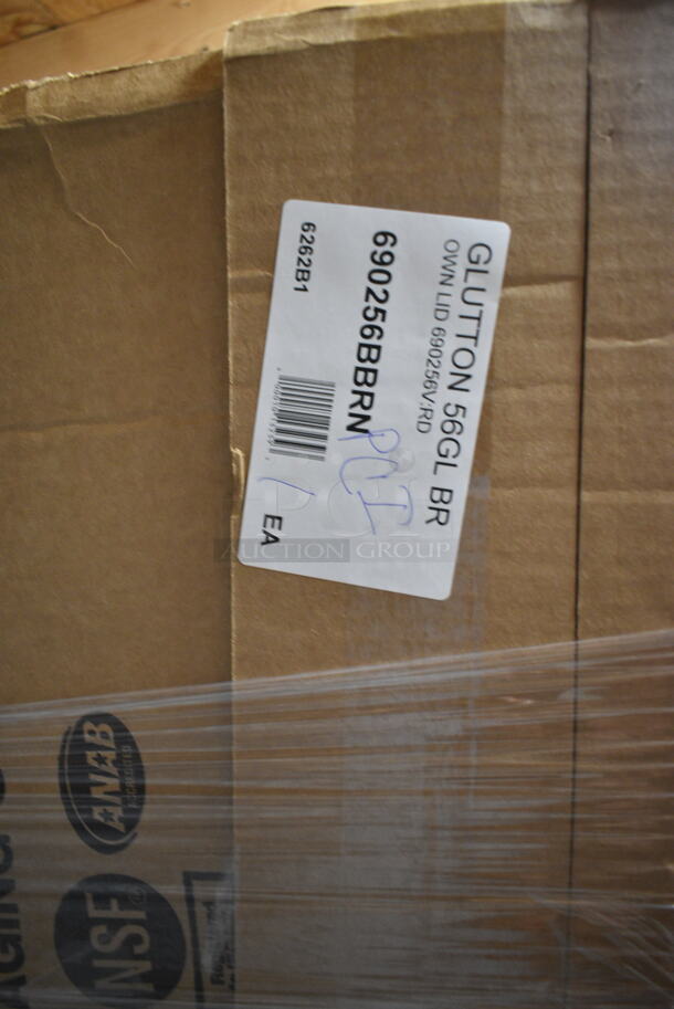 PALLET LOT of 20 BRAND NEW Boxes Including 2 Box 795PTOWHT4 Choice 7 7/8 x 5 1/2" x 3 1/2" White Microwavable Folded Paper #4 Take-Out Container - 160/Case, 3 Box 130WKFSNSPH Individually Wrapped Heavy Weight White Plastic Cutlery Pack with Napkin, 347SP6WH Visions Florence 6" Square White Plastic Plate - 120/Case, 2 Box 500CC10 Choice 10 oz. Clear PET Plastic Cold Cup - 1000/Case, 600GRSU2324C Regency Corrugated Top Glass Rack Storage Unit, Rubbermaid FG256B00BRN Glutton 56 Gallon Brown Square Trash Can. 20 Times Your Bid! - Image 9 of 9