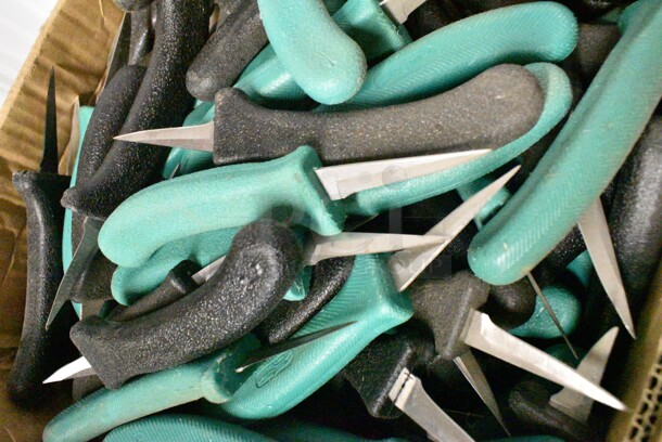 145 SHARPENED Stainless Steel Knives Including Poultry Knives. 145 Times Your Bid!  - Image 4 of 6