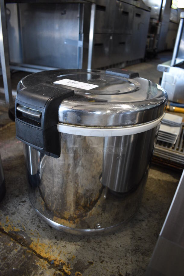 Amko SEJ-22000 Stainless Steel Commercial Countertop Rice Cooker. 110-120 Volts, 1 Phase. 16x18x16 - Image 2 of 6